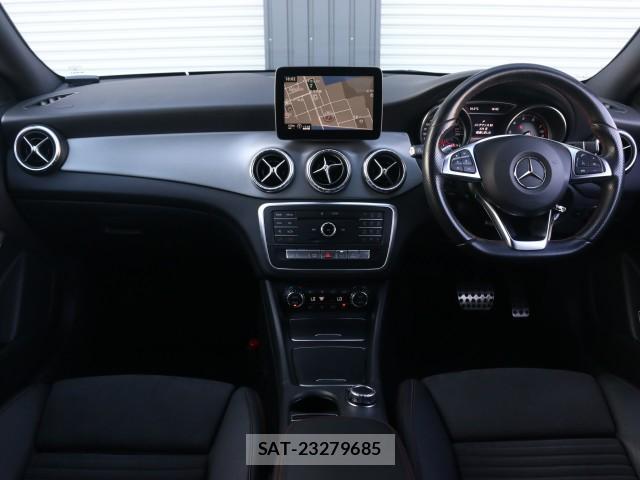 Mercedes Benz CLA-CLASS 2017-08 8328030-2