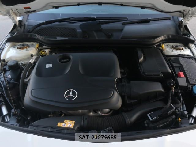 Mercedes Benz CLA-CLASS 2017-08 8328030-7