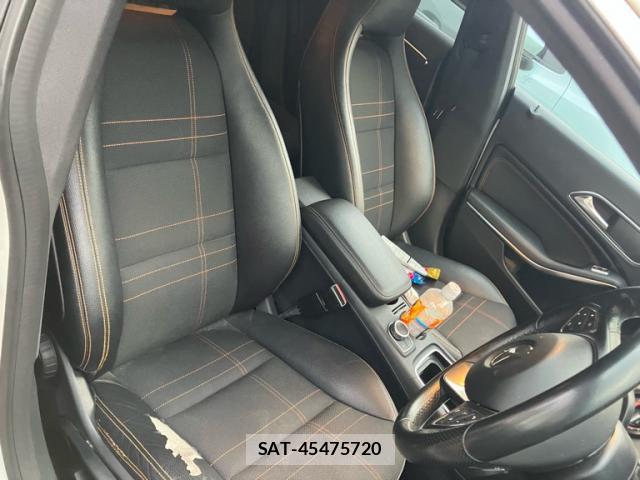 Mercedes Benz CLA-CLASS 2016-06 8329591-8