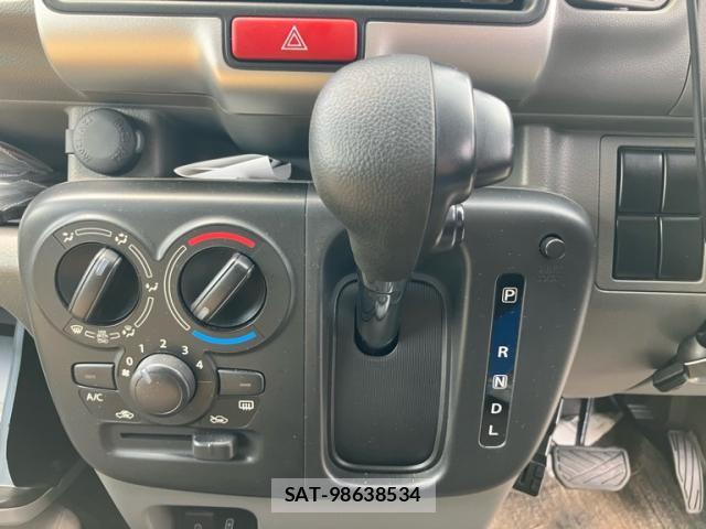 Nissan CLIPPER VAN 2024-12 8329358-18
