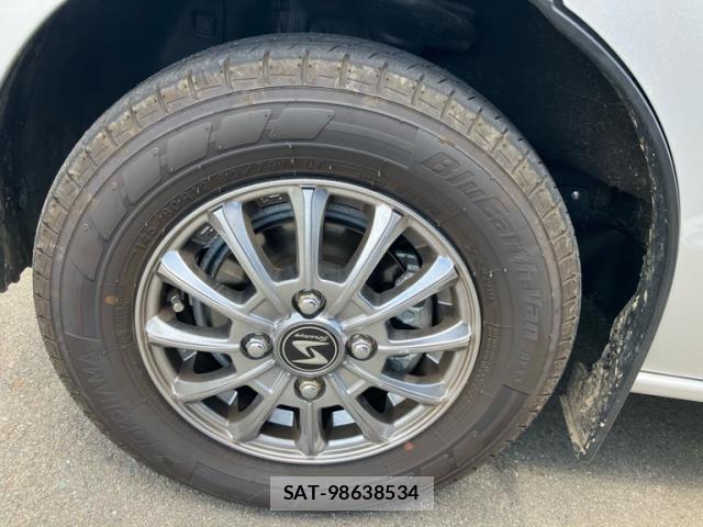 Nissan CLIPPER VAN 2024-12 8329358-7