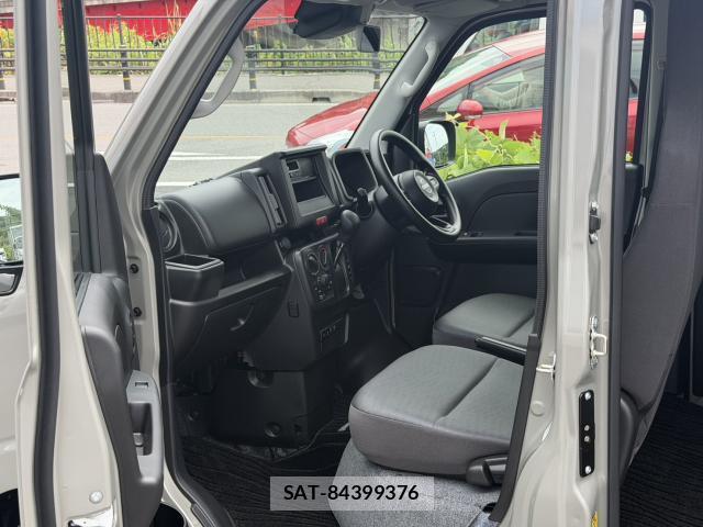 Nissan CLIPPER VAN 2026 8329405-17