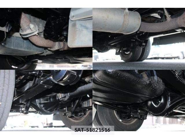 Toyota COASTER 2016-09 8327820-13