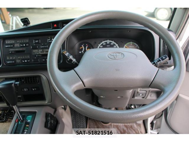 Toyota COASTER 2016-09 8327820-17