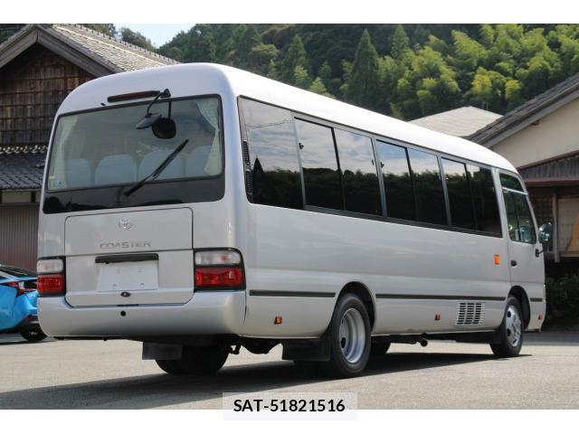 Toyota COASTER 2016-09 8327820-6