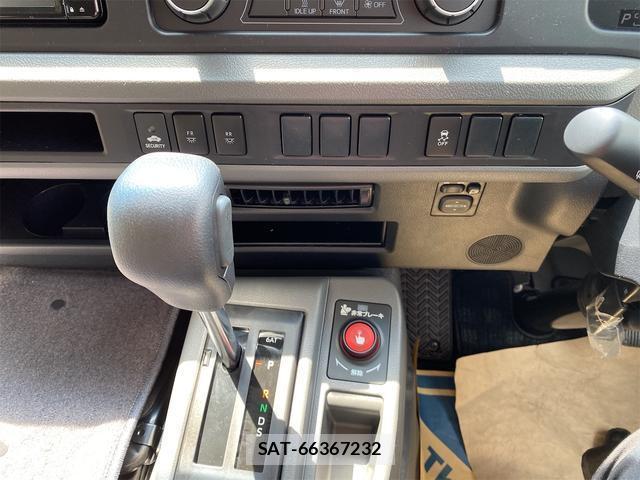 Toyota COASTER 2026-07 8328918-10