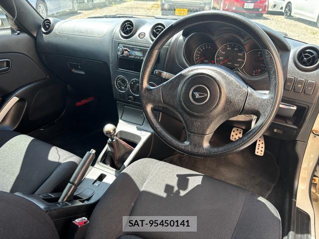 Daihatsu COPEN 2003-03 8327842-2