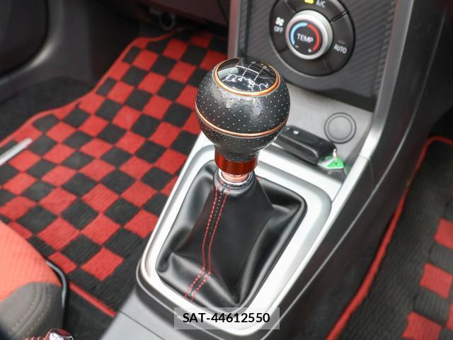 Daihatsu COPEN 2017-12 8327845-17