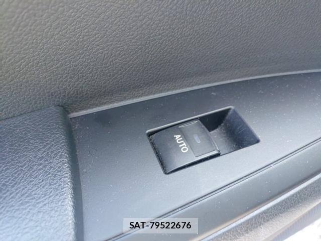 Toyota COROLLA AXIO 2019-07 8328339-12