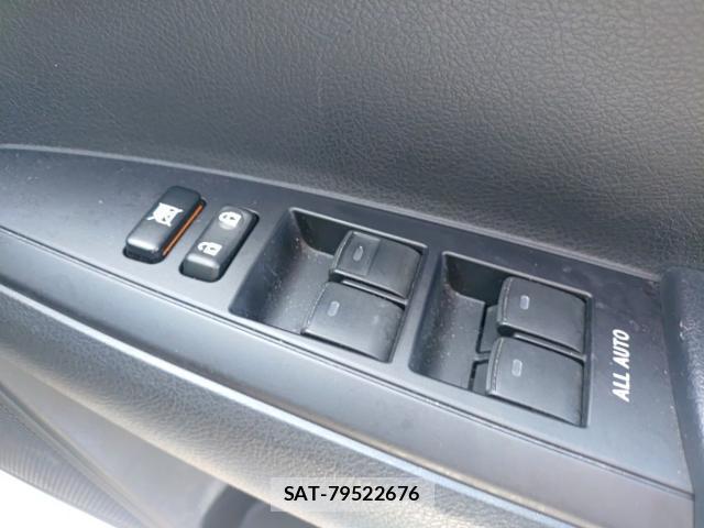 Toyota COROLLA AXIO 2019-07 8328339-13