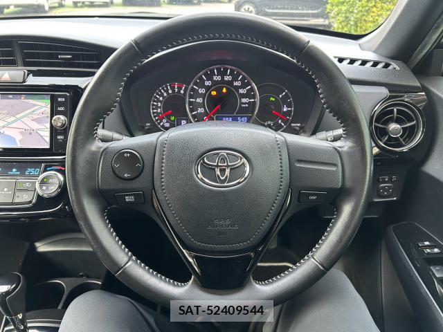 Toyota COROLLA AXIO 2018-02 8328430-10
