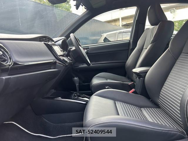 Toyota COROLLA AXIO 2018-02 8328430-13