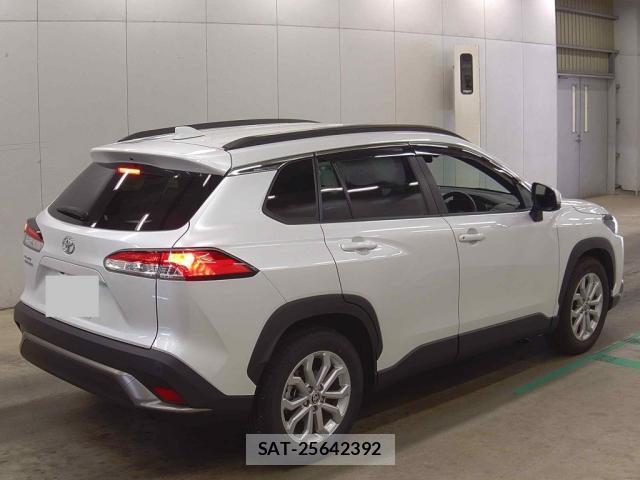 Toyota COROLLA CROSS 2023-02 8328648-4