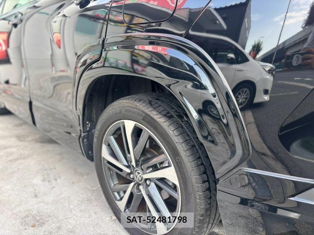 Toyota COROLLA CROSS 2023-02 8330001-3