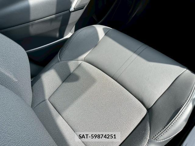 Toyota COROLLA CROSS 2023-04 8330207-19
