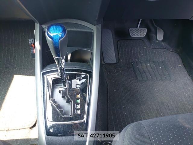 Toyota COROLLA FIELDER 2018-07 8328335-11