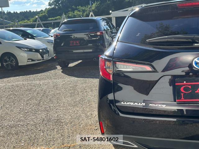 Toyota COROLLA TOURING 2021-03 8328289-11