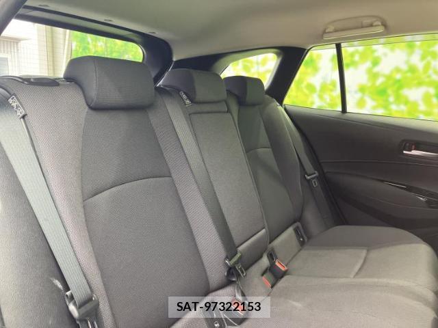 Toyota COROLLA TOURING 2019-11 8330502-4