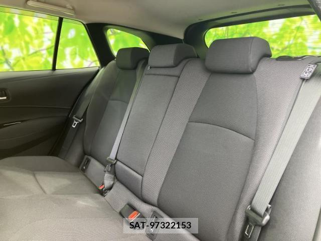 Toyota COROLLA TOURING 2019-11 8330502-6