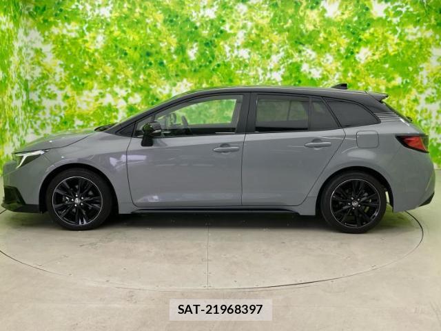 Toyota COROLLA TOURING 2025-03 8330640-1