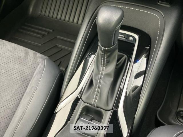 Toyota COROLLA TOURING 2025-03 8330640-17