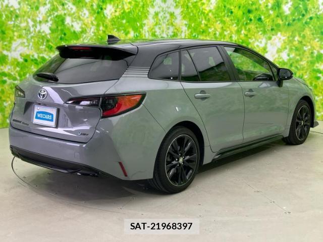 Toyota COROLLA TOURING 2025-03 8330640-2