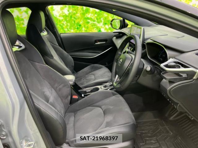 Toyota COROLLA TOURING 2025-03 8330640-3