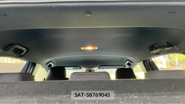 Toyota COROLLA SPORT 2019-09 8329265-15