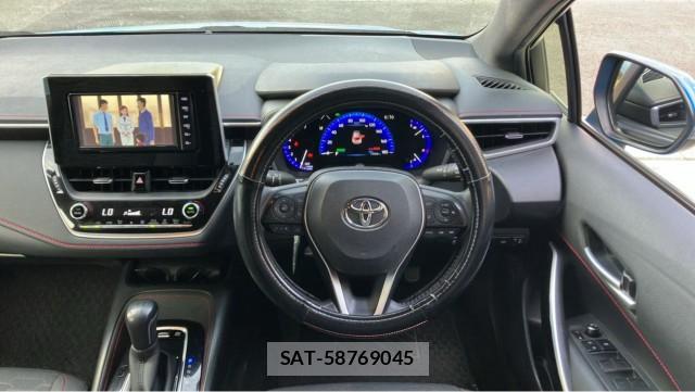 Toyota COROLLA SPORT 2019-09 8329265-16