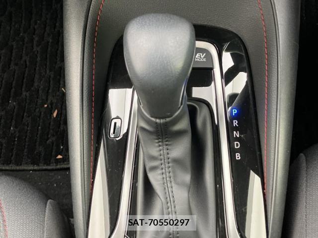 Toyota COROLLA SPORT 2024-03 8329607-17