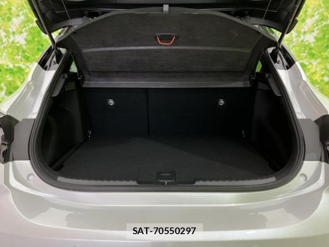 Toyota COROLLA SPORT 2024-03 8329607-7