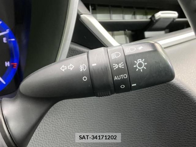 Toyota COROLLA SPORT 2019-09 8330471-15