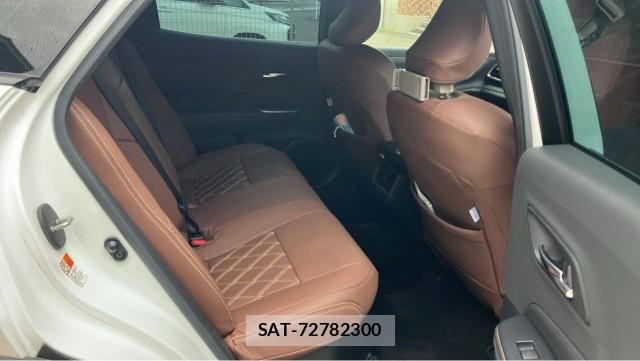 Toyota Crown Crossover 2023-03 8329288-6
