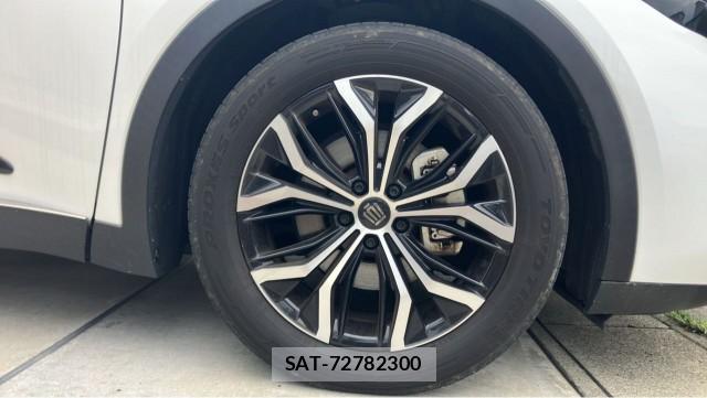 Toyota Crown Crossover 2023-03 8329288-8