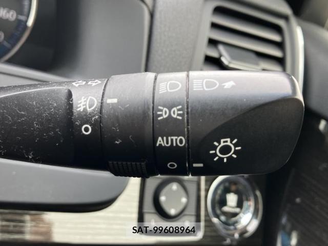 Toyota CROWN HYBRID 2017-09 8328004-14