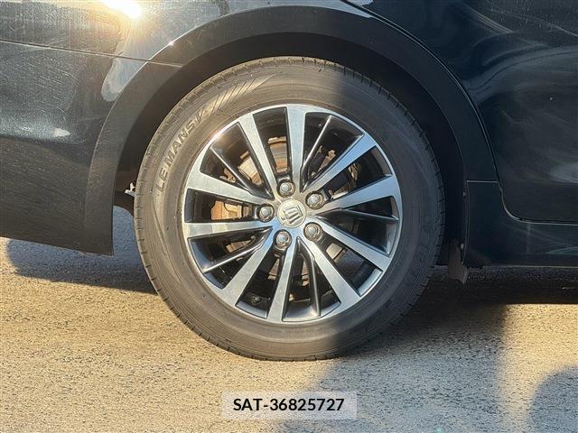Toyota CROWN HYBRID 2017-06 8328439-15