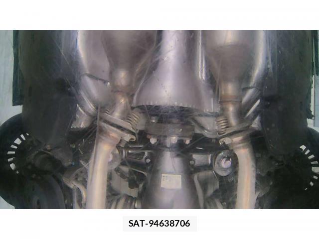 Toyota CROWN HYBRID 2020-03 8328512-12