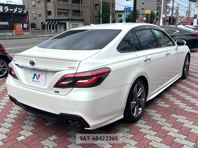 Toyota CROWN HYBRID 2020-02 8328767-16