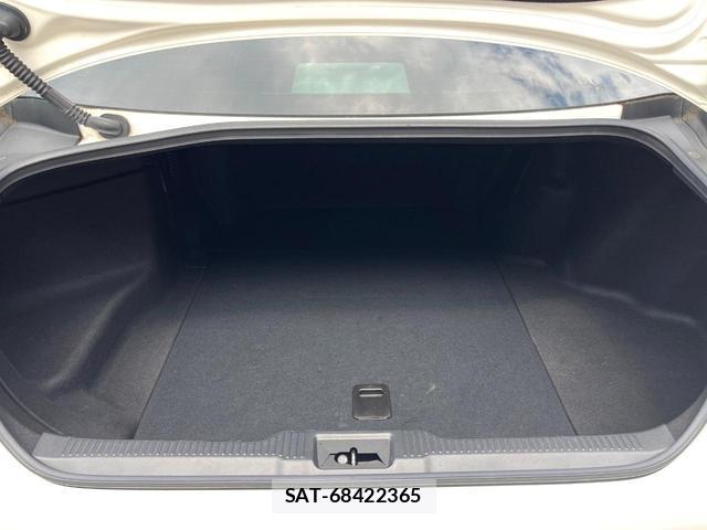 Toyota CROWN HYBRID 2020-02 8328767-9