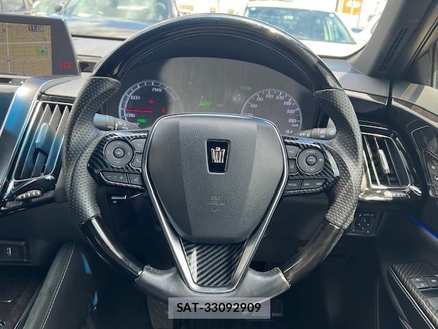 Toyota CROWN HYBRID 2019-05 8329552-10
