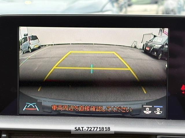 Toyota CROWN HYBRID 2019-06 8329553-4