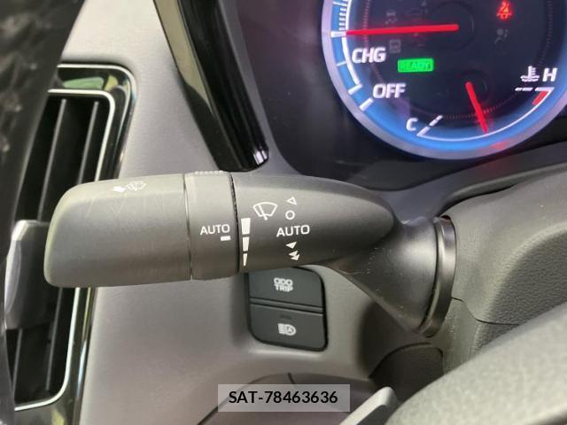 Toyota CROWN HYBRID 2018-08 8330550-16