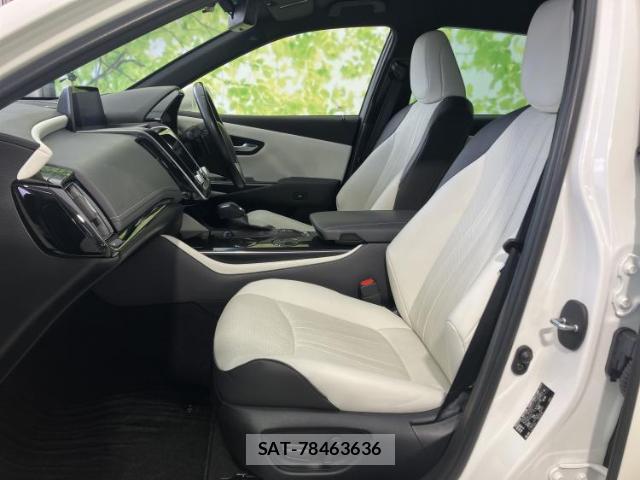 Toyota CROWN HYBRID 2018-08 8330550-5