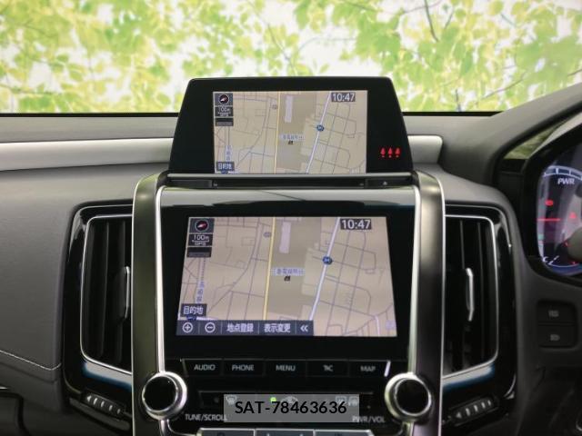 Toyota CROWN HYBRID 2018-08 8330550-9