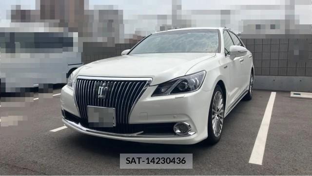 Toyota CROWN MAJESTA 2013-12 8329246-0