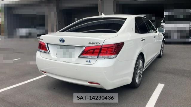 Toyota CROWN MAJESTA 2013-12 8329246-12