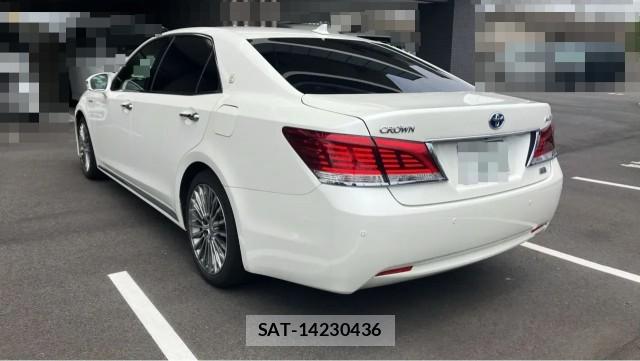 Toyota CROWN MAJESTA 2013-12 8329246-13