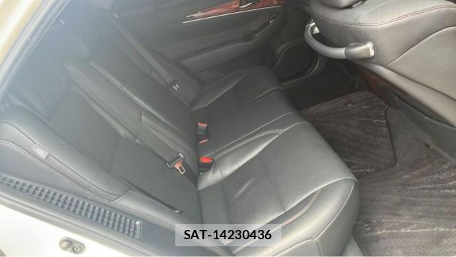 Toyota CROWN MAJESTA 2013-12 8329246-6
