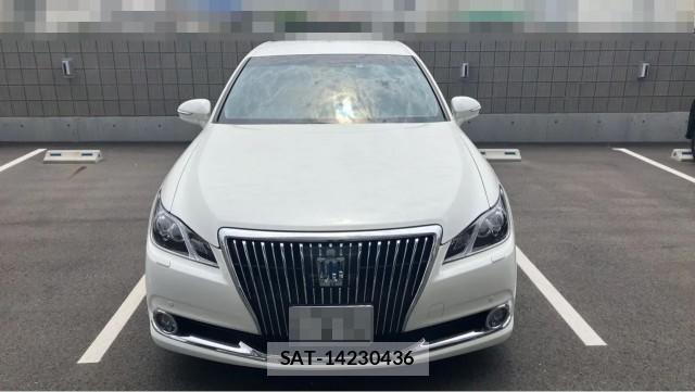 Toyota CROWN MAJESTA 2013-12 8329246-9