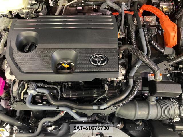 Toyota CROWN 2026-02 8328022-17